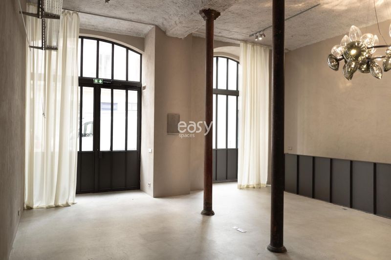 Unusual and unique event venue place located in the heart of Paris, FRANCE